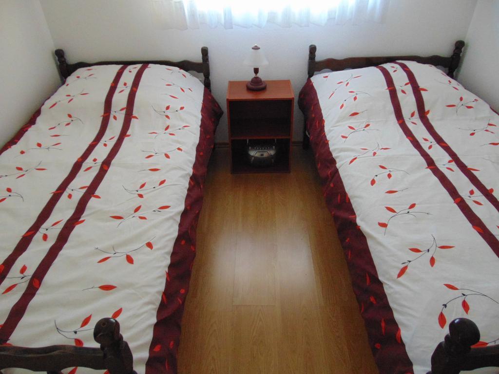 Apartments Borozan Vinišće Kamer foto
