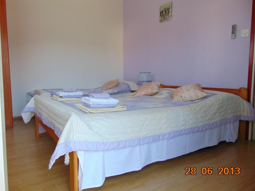 Apartments Borozan Vinišće Kamer foto